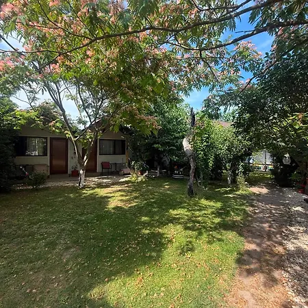 Πανσιόν Casa Rustic *